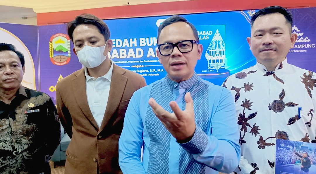 Bedah Buku Babad Alas, Wamendagri Bima Arya Puji Spirit of Krakatau sebagai Identitas Masa Depan Lampung Selatan